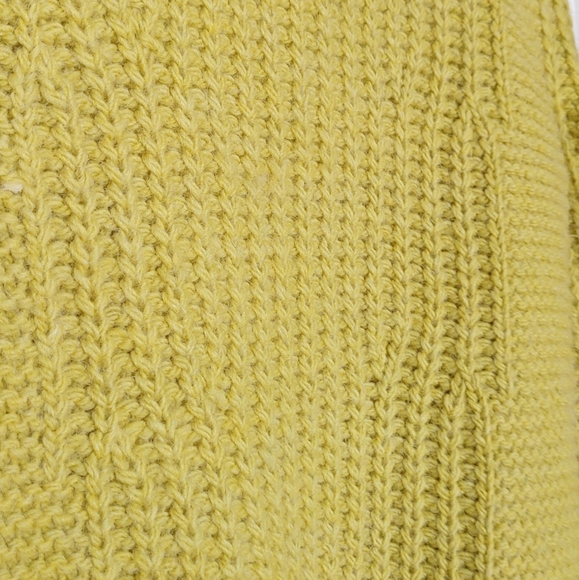 Banana Republic sweater. Size XS - Picture 2 of 4